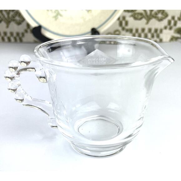 Chesterfield Clear Glass Sugar and Creamer Set with Tray, Godinger Silver Art Co - Picture 7 of 9